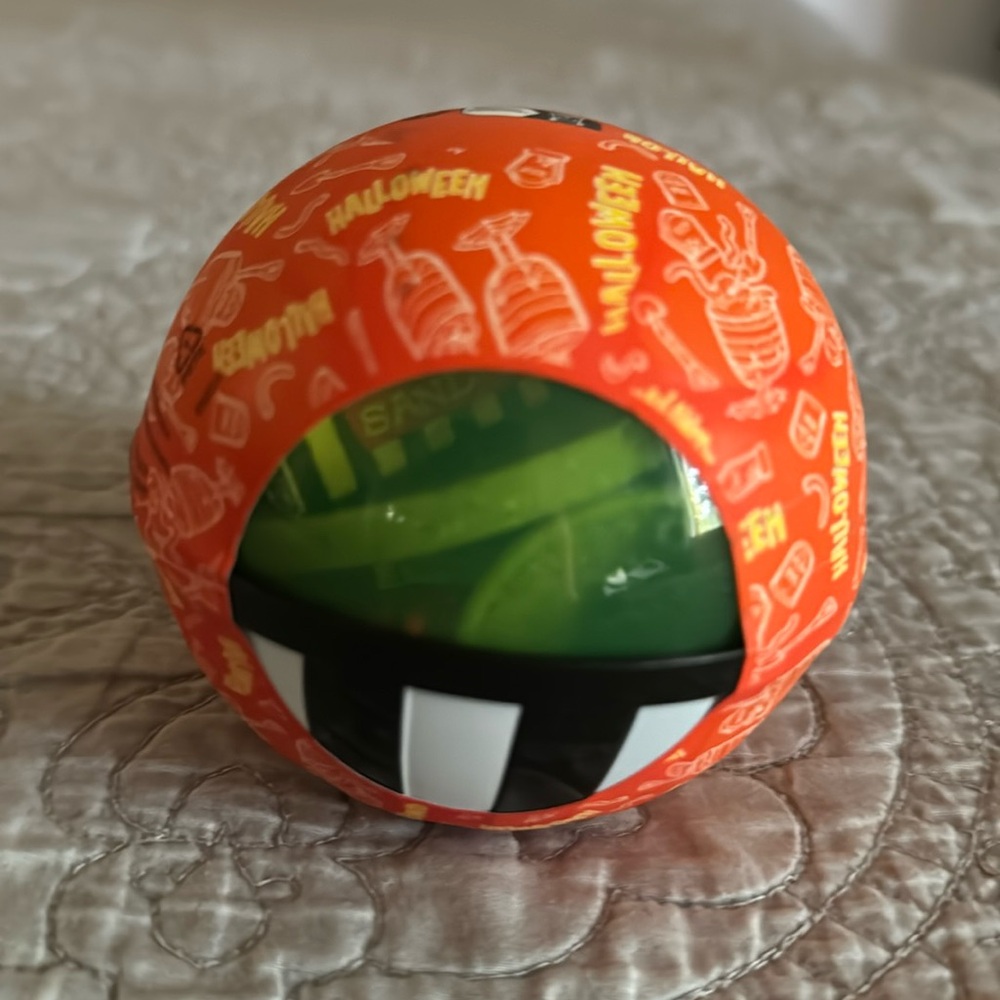 MGA Miniverse Make It Mini Halloween Series 2 Beetlejuice Sandworm RARE 2024 NEW